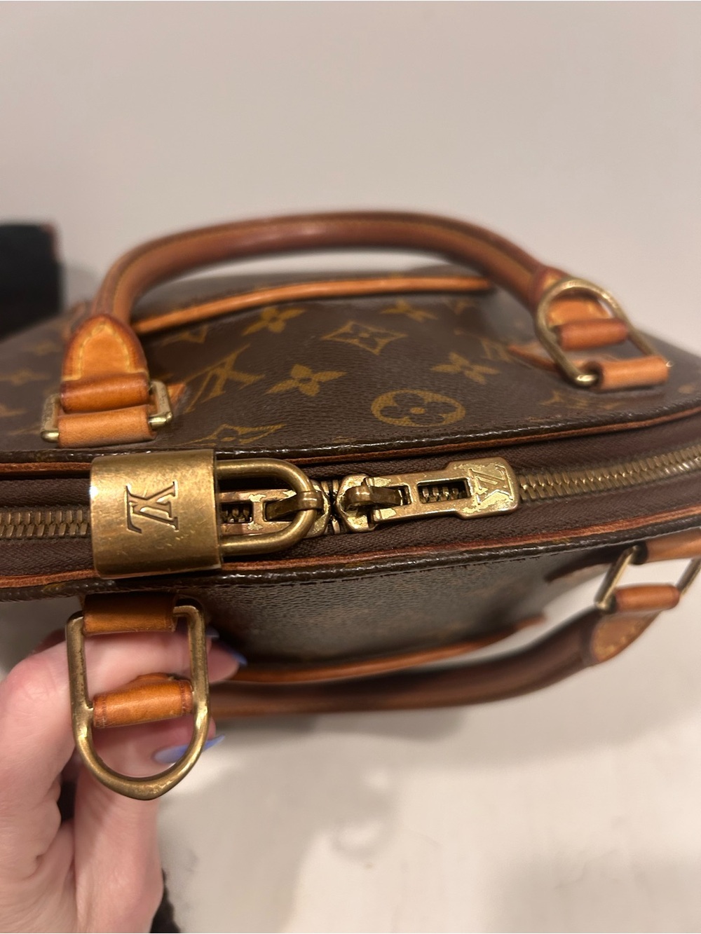 Louis Vuitton Monogram Brown Ellipse Satchel with Vachetta Trim - Picture 12 of 12